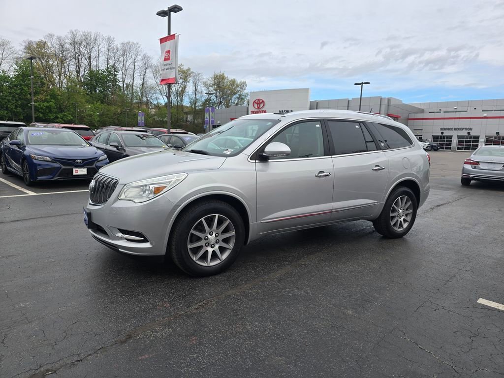 Used 2017 Buick Enclave Leather AWD/4WD image 3