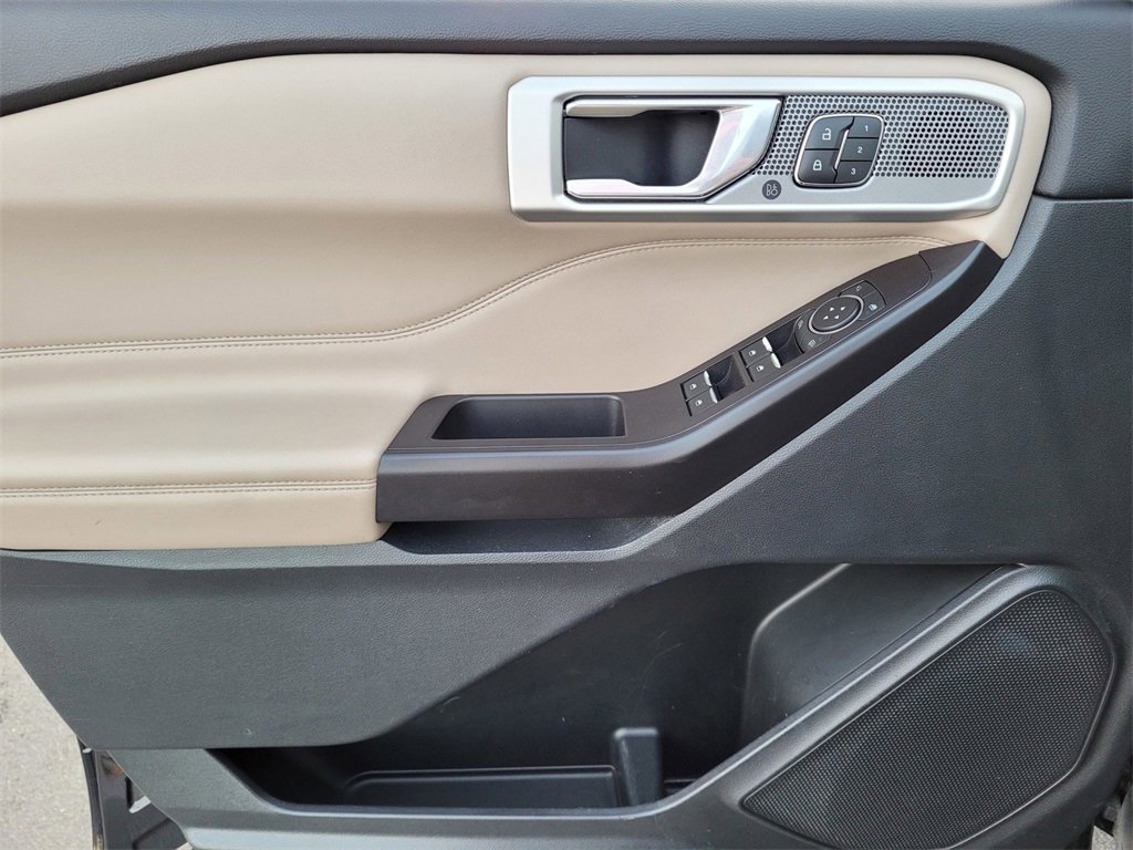 Used 2020 Ford Explorer Limited w/ Class III Trailer Tow Package image 22