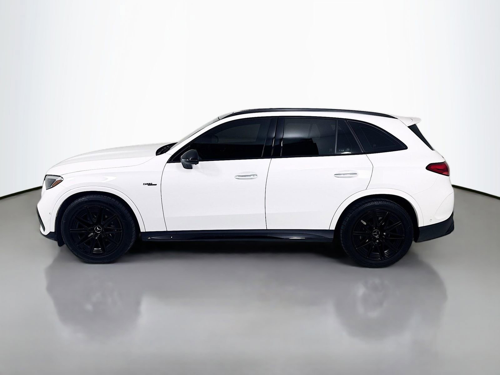 Used 2025 Mercedes-Benz GLC 43 AMG 4MATIC image 4