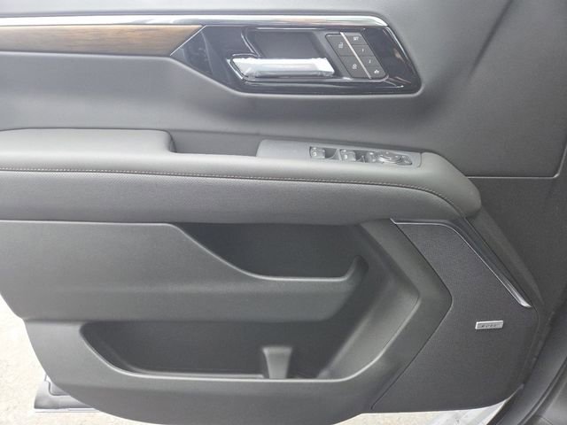 New 2026 Chevrolet Suburban High Country AWD/4WD image 40