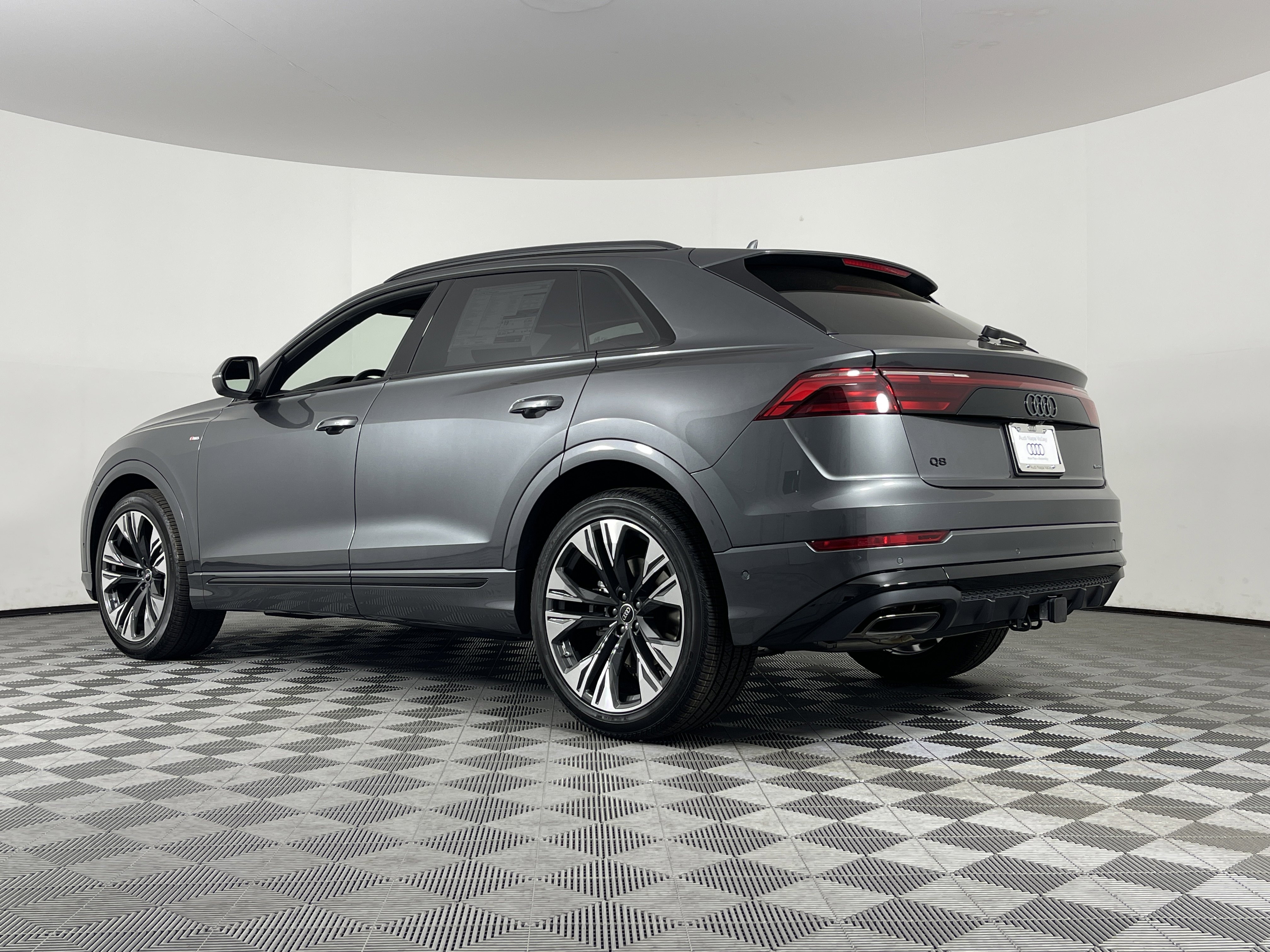 New 2025 Audi Q8 Premium Plus image 13