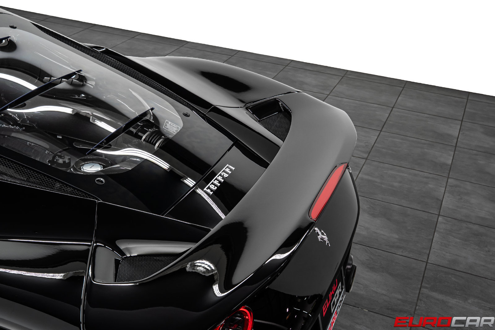 Used 2021 Ferrari F8 Tributo RWD image 20