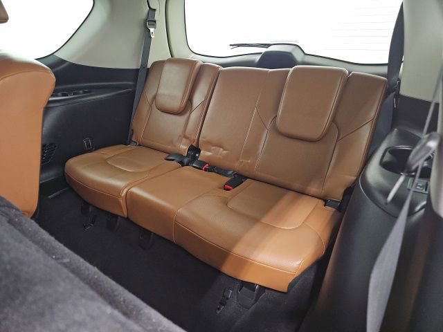Used 2018 INFINITI QX80 4WD w/ Deluxe Technology Package image 30
