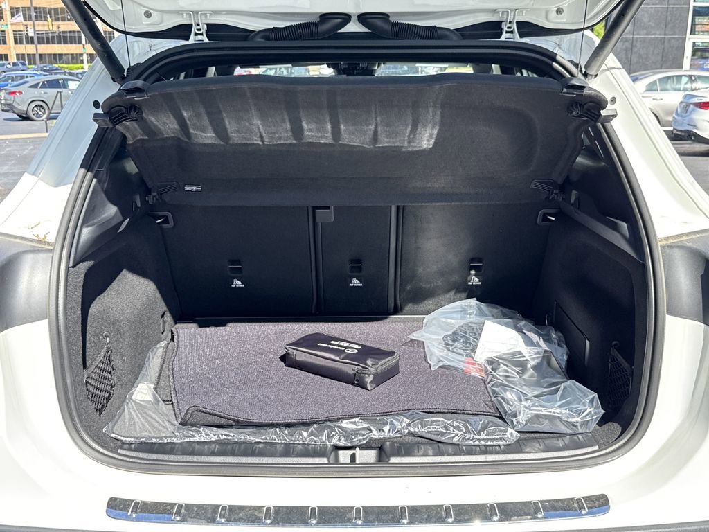 New 2025 Mercedes-Benz GLA 35 AMG 4MATIC image 15