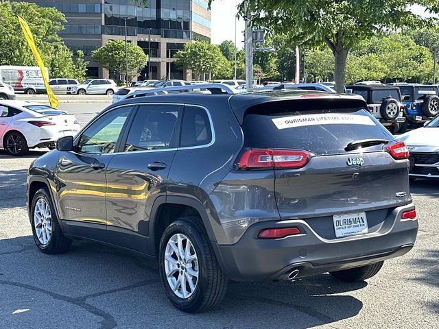 Used 2015 Jeep Cherokee Latitude w/ Cold Weather Group FWD image 5