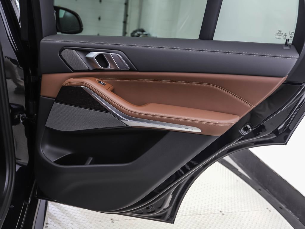 New 2026 BMW X5 M60i w/ Climate Comfort Package image 26