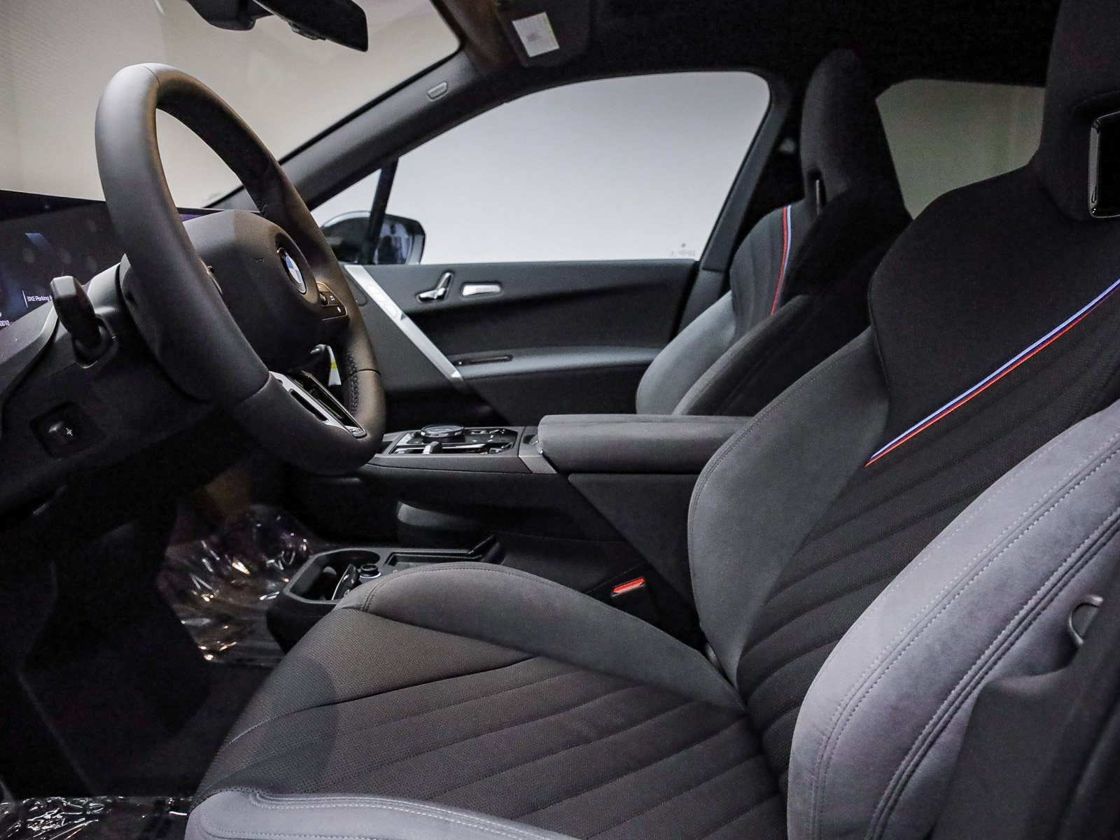 New 2026 BMW iX xDrive45 w/ M Sport Package image 19