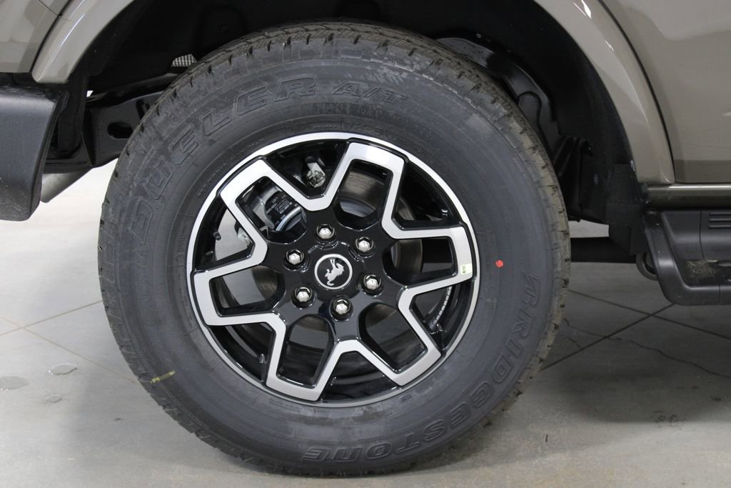 New 2026 Ford Bronco Outer Banks image 13