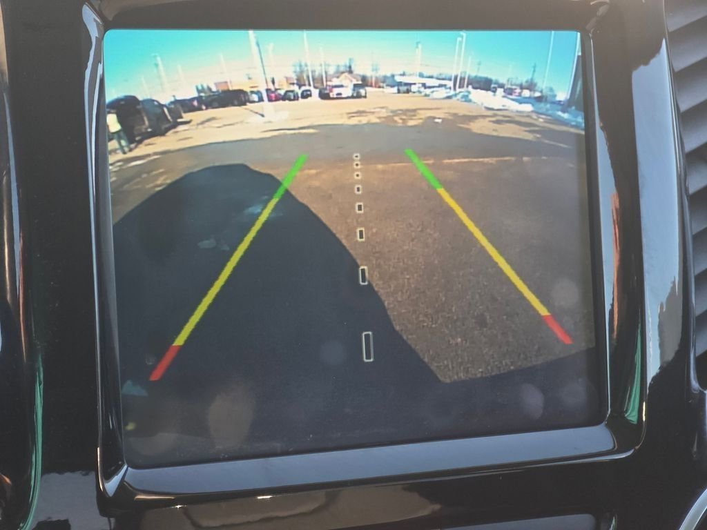 Used 2019 Jeep Cherokee Limited image 25