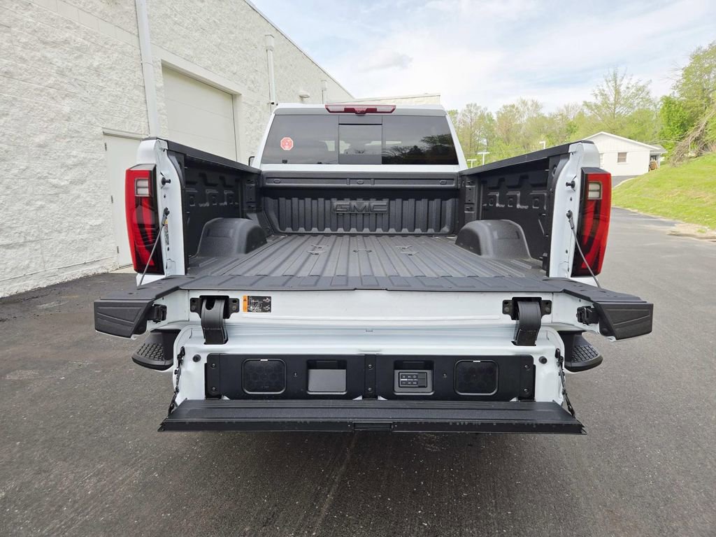 New 2026 GMC Sierra 3500 Denali Ultimate image 19