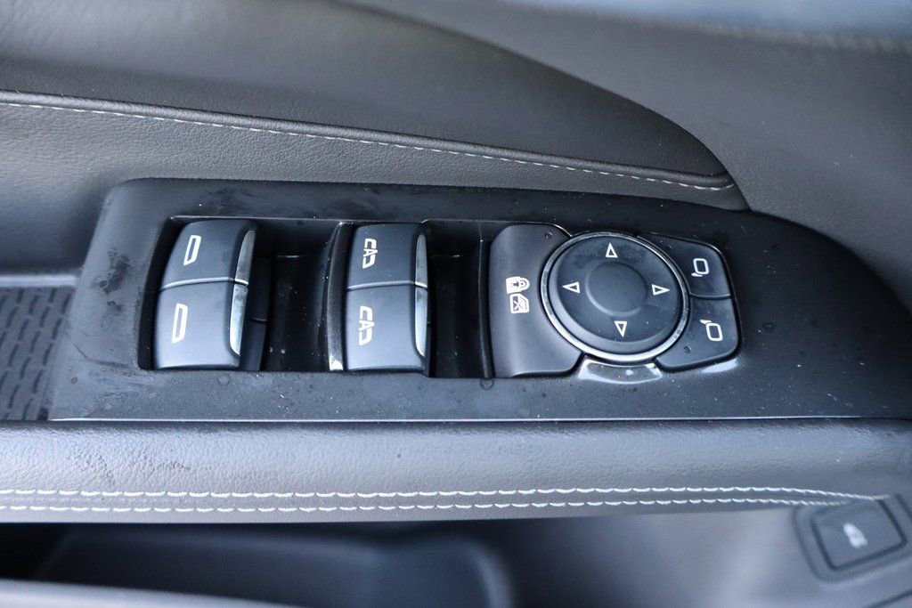 Used 2025 Cadillac CT4 Premium Luxury image 7