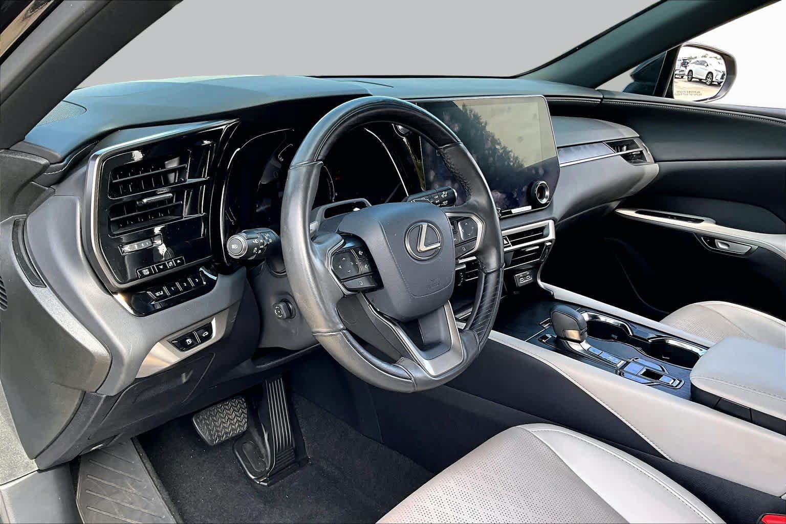 Used 2024 Lexus RX 350 Premium Plus w/ Convenience Package FWD image 15