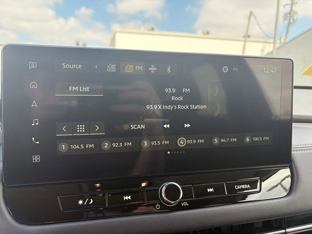 Used 2025 Mitsubishi Outlander SE AWD/4WD image 14