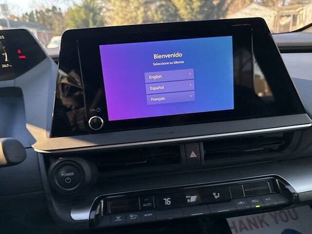 Used 2023 Toyota Prius LE image 8