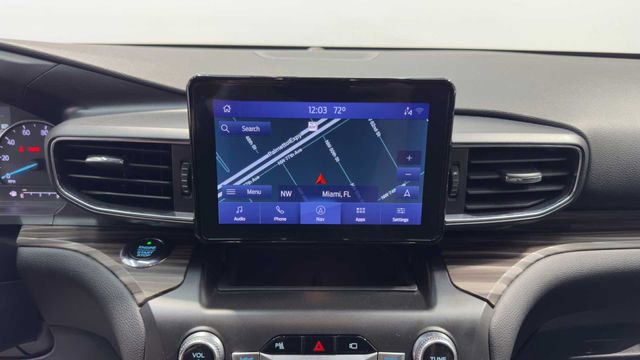 Used 2020 Ford Explorer Limited image 30