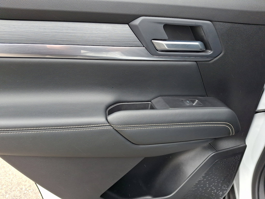 Used 2026 GMC Terrain Elevation image 19