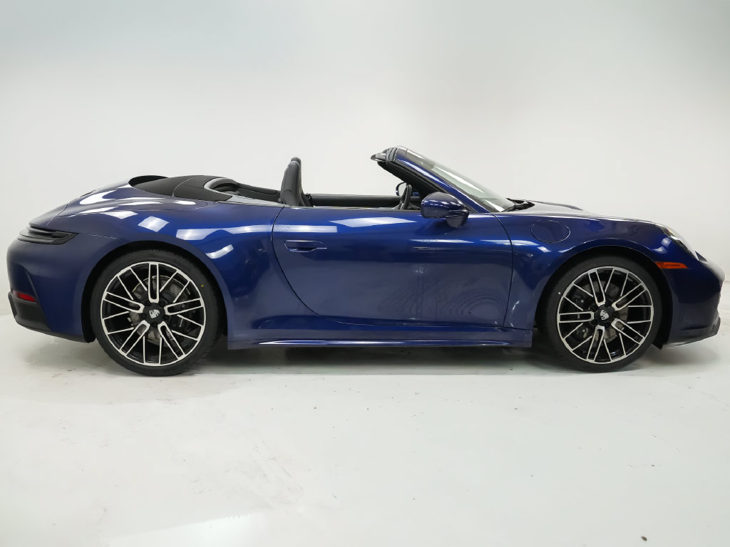 Certified 2026 Porsche 911 Carrera RWD image 9