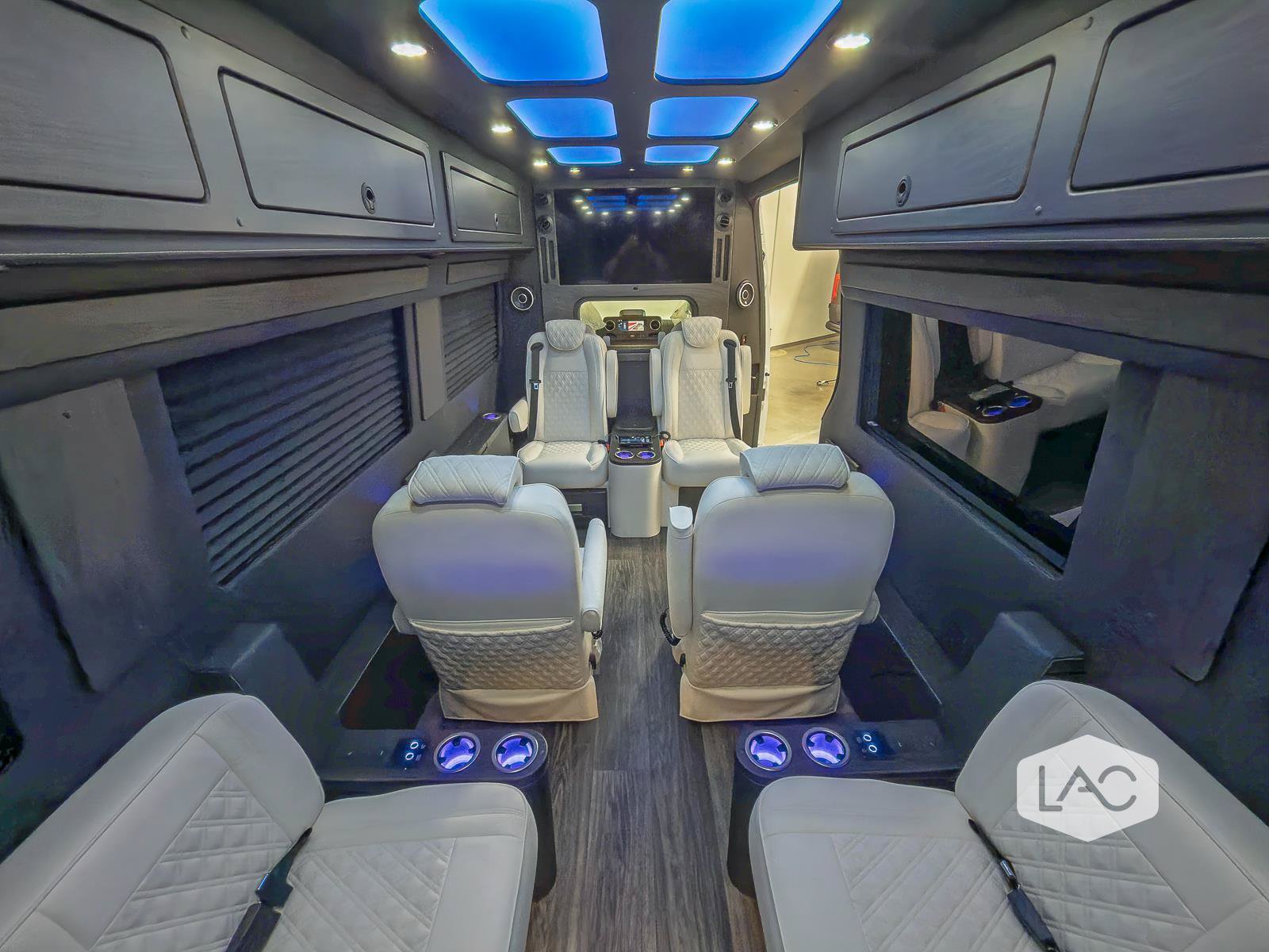 Used 2025 Mercedes-Benz Sprinter 3500 image 17