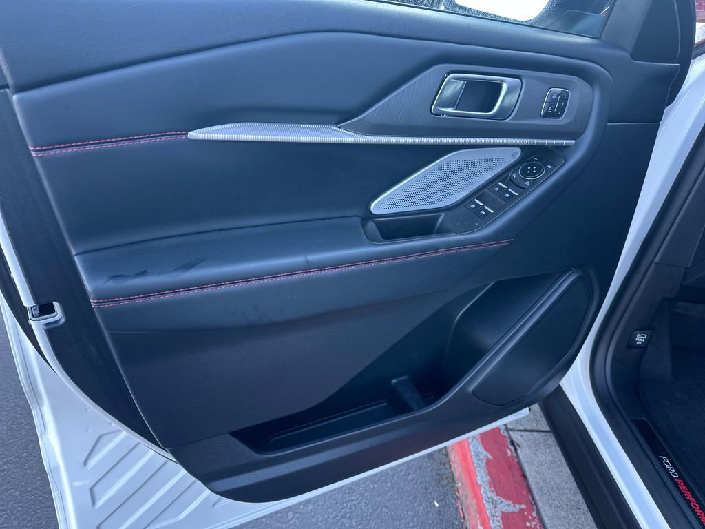 Used 2025 Ford Explorer ST AWD/4WD image 10