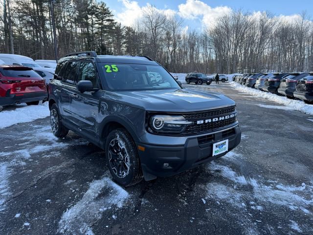 Certified 2025 Ford Bronco Sport Outer Banks w/ Outer Banks Tech Package+ image 1
