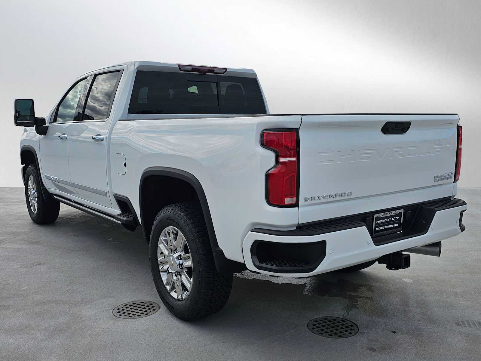 New 2026 Chevrolet Silverado 2500 High Country w/ Technology Package AWD/4WD image 5