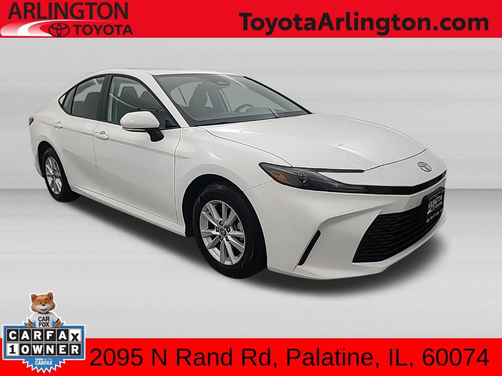 Used 2025 Toyota Camry LE AWD/4WD image 1
