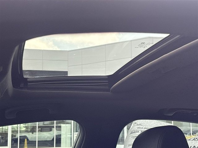 Used 2022 Cadillac CT4 Luxury w/ Sun And Sound Package image 19