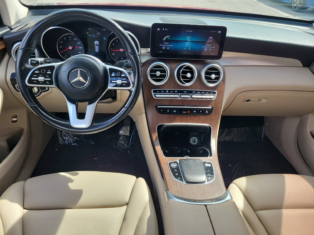 Used 2021 Mercedes-Benz GLC 300 w/ Premium Package image 26