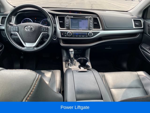 Used 2019 Toyota Highlander XLE AWD/4WD image 5