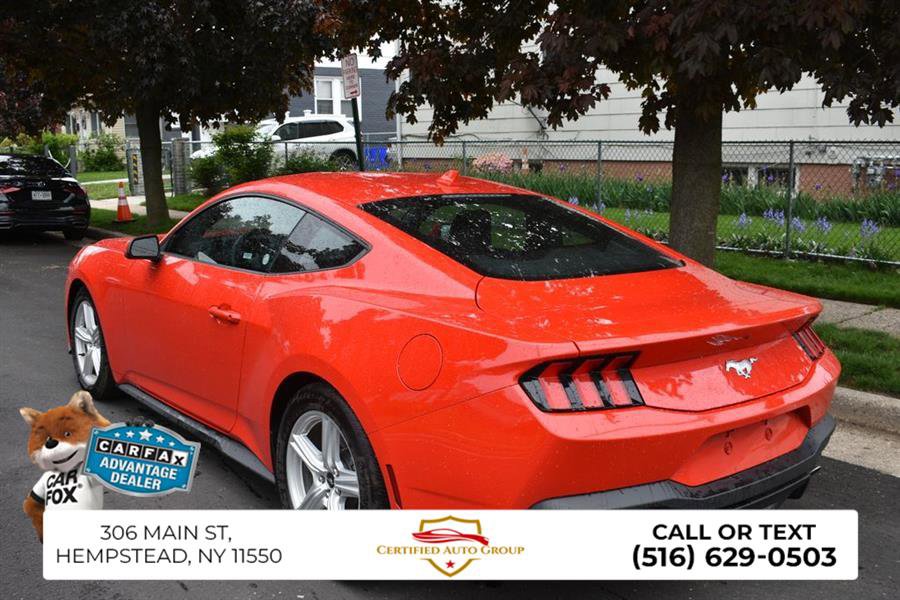 Used 2026 Ford Mustang Premium RWD image 7
