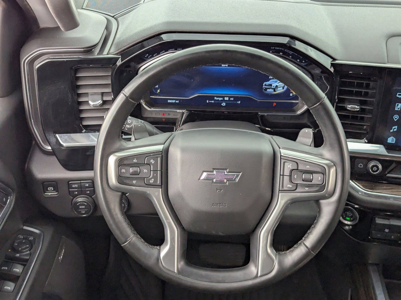 Used 2024 Chevrolet Silverado 1500 LT Trail Boss w/ Convenience Package II image 19