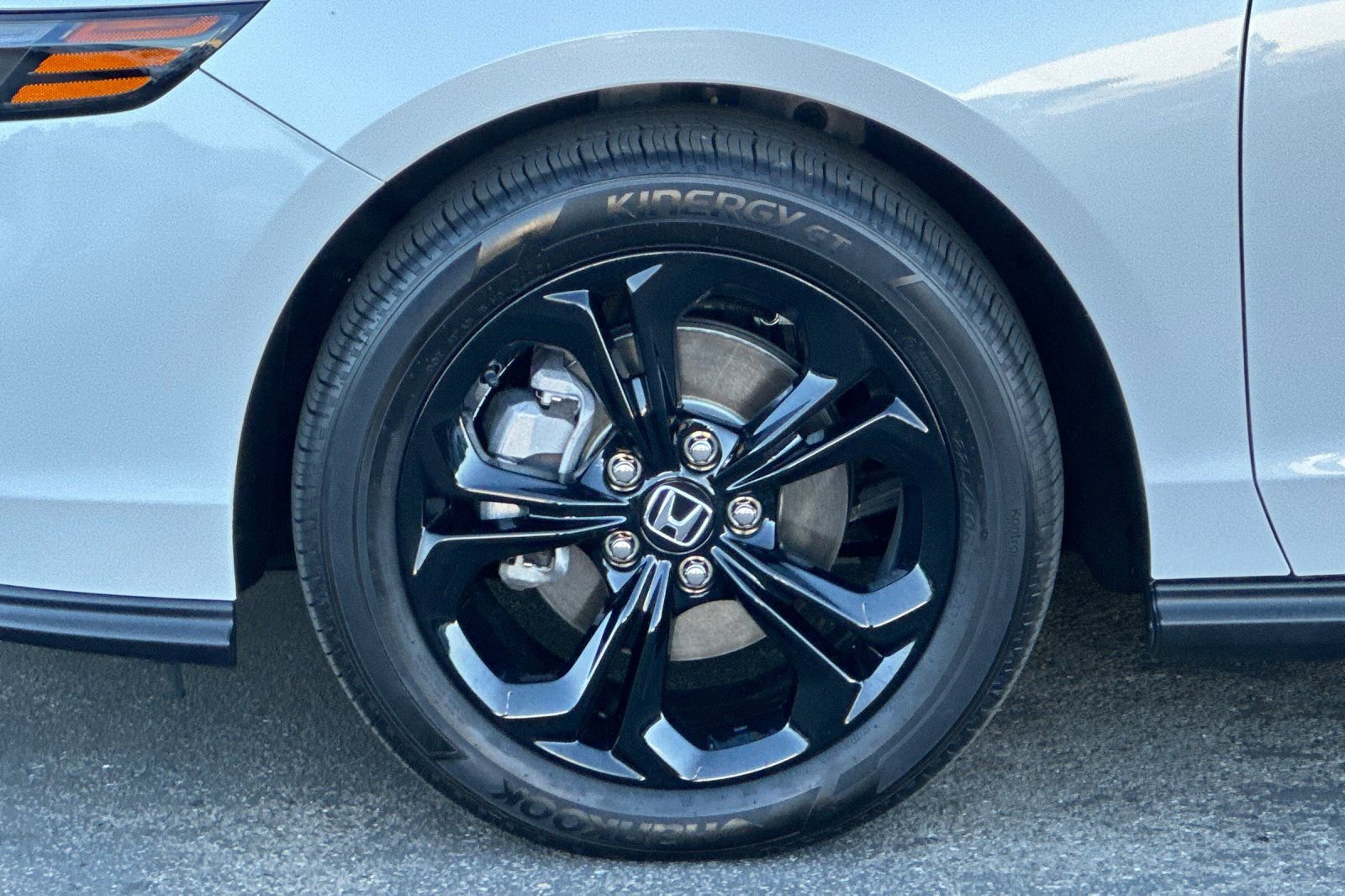 Used 2025 Honda Accord SE image 32