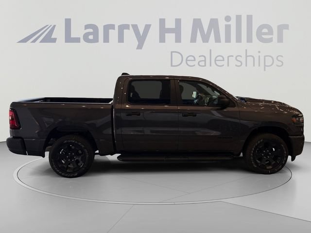 New 2026 RAM 1500 Express AWD/4WD image 6