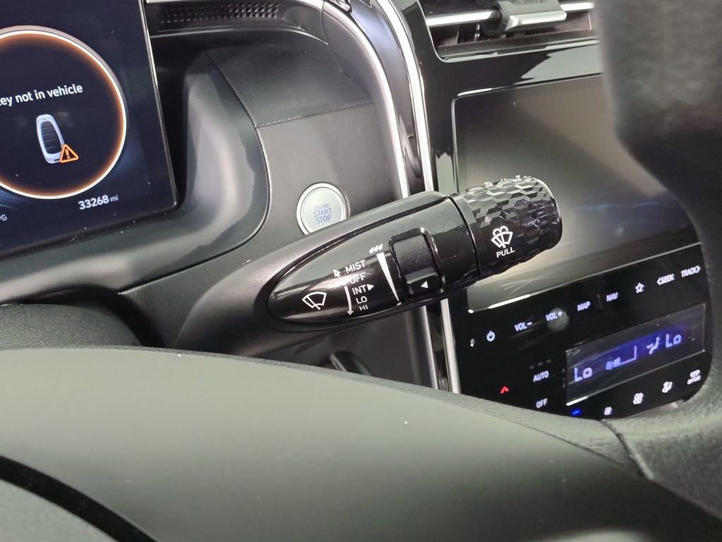 Used 2024 Hyundai Santa Cruz SEL w/ Activity Package FWD image 18