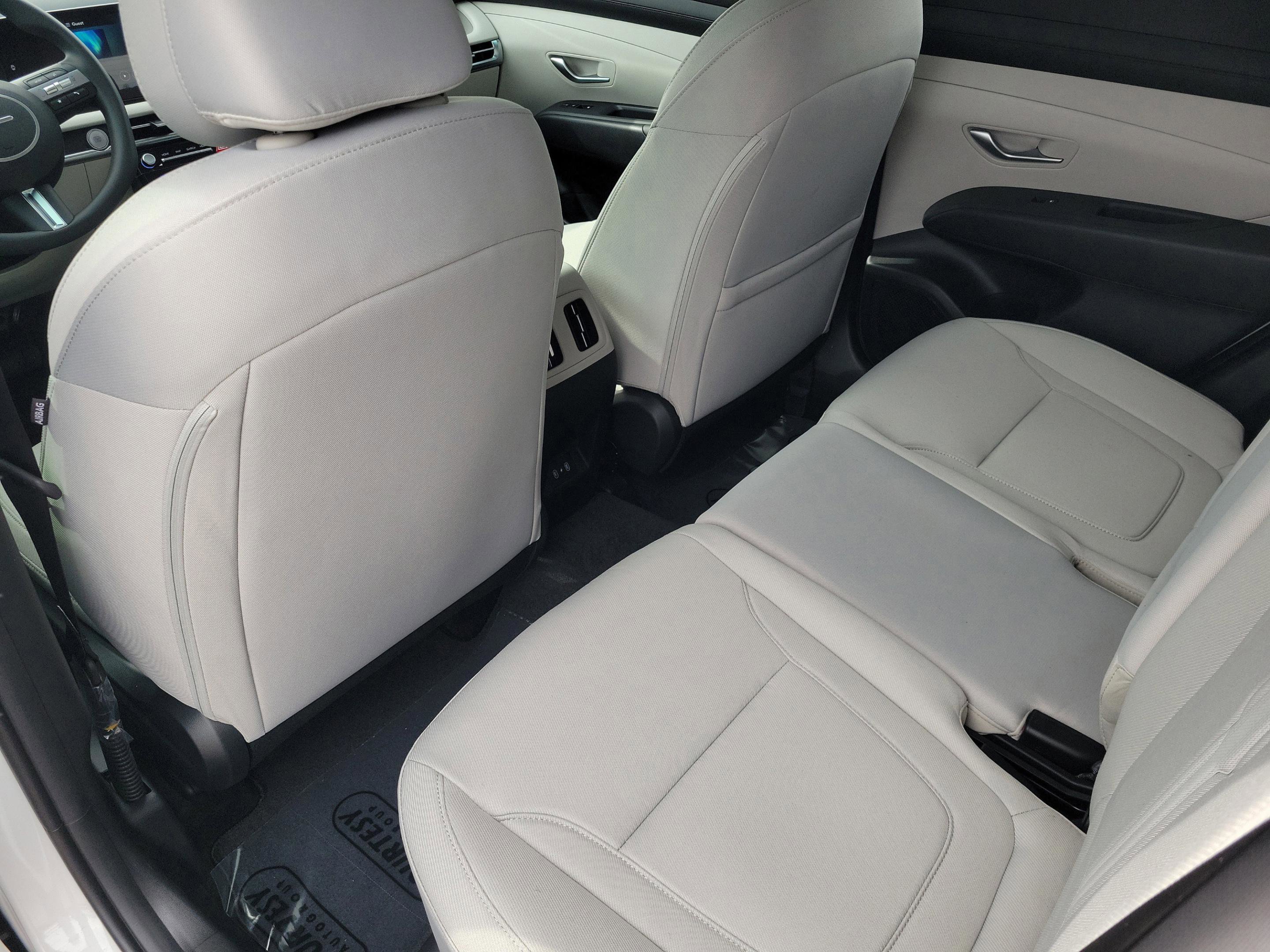 New 2026 Hyundai Tucson SEL image 9