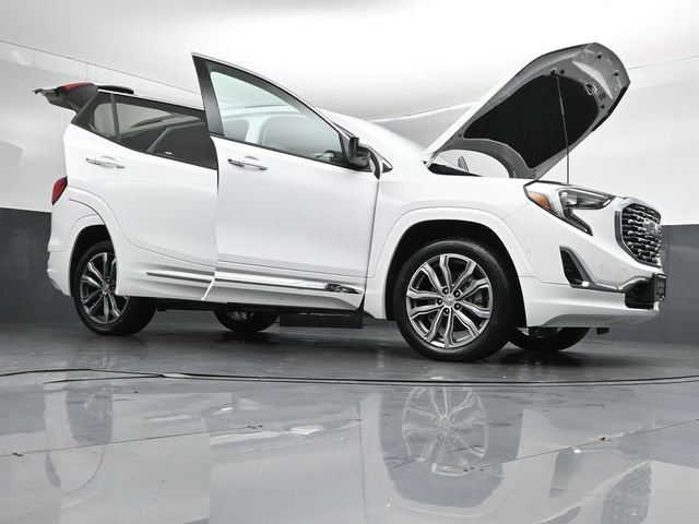 Used 2020 GMC Terrain Denali w/ Denali Premium Package AWD/4WD image 51