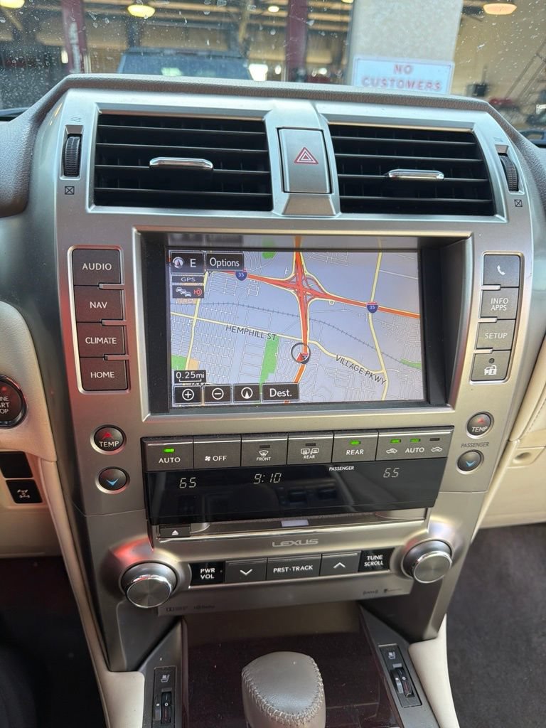 Used 2016 Lexus GX 460 w/ Premium Package AWD/4WD image 8