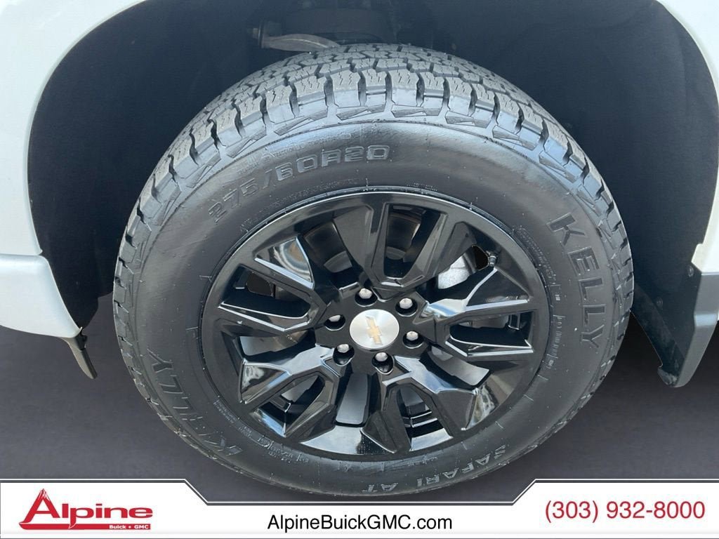 Used 2022 Chevrolet Silverado 1500 Custom AWD/4WD image 14