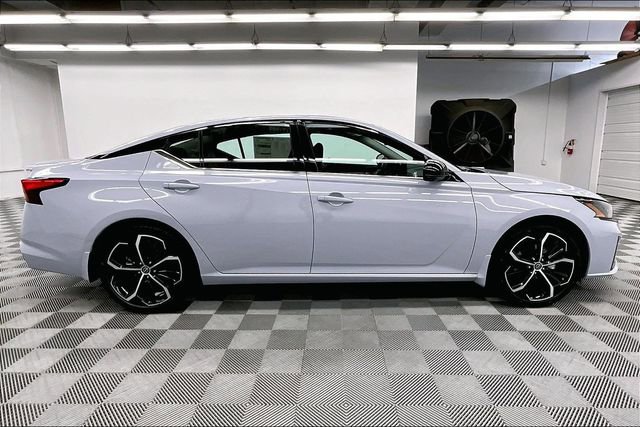 New 2026 Nissan Altima 2.5 SR FWD image 19