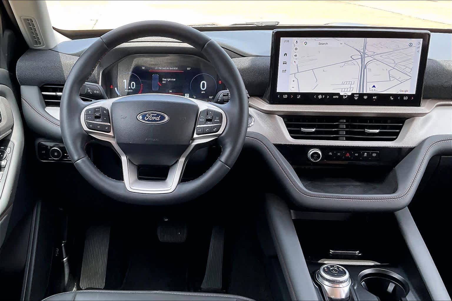 Used 2025 Ford Explorer Active w/ Active Comfort Package AWD/4WD image 6