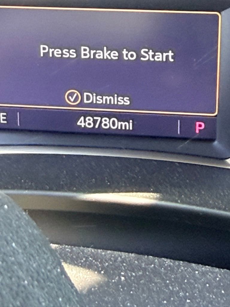 Used 2022 GMC Terrain AT4 w/ Infotainment Package II image 8