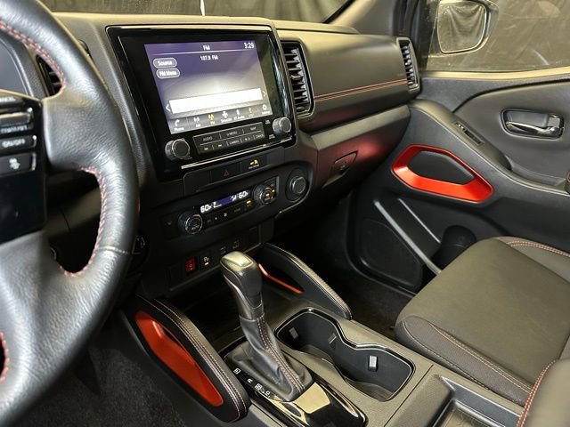 Used 2023 Nissan Frontier PRO-4X w/ Technology Package AWD/4WD image 30