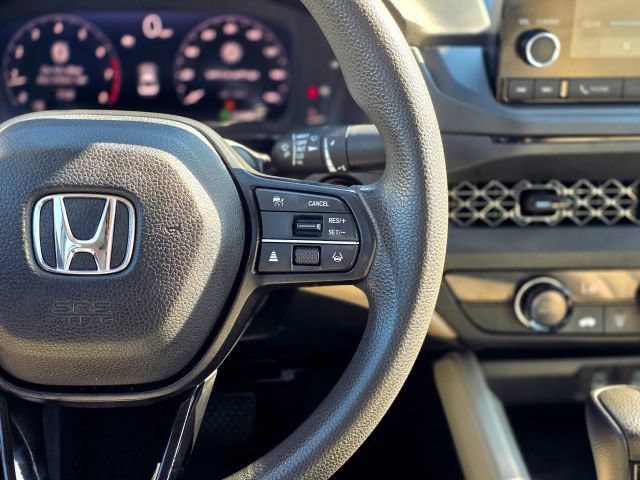 Used 2023 Honda Accord LX image 13