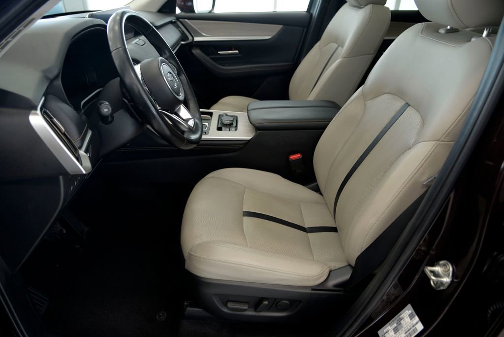 Certified 2024 MAZDA CX-90 Plug-In Hybrid w/ Premium Pkg AWD/4WD image 15