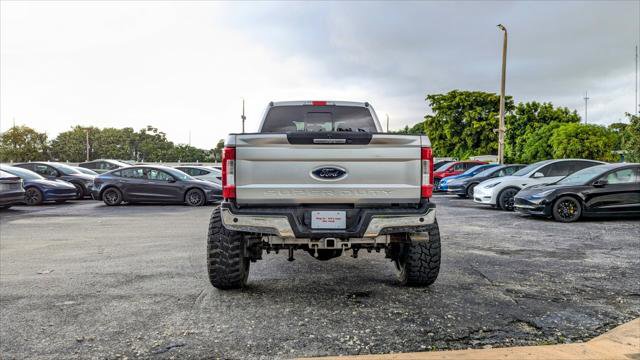 Used 2017 Ford F250 Lariat w/ Chrome Package image 6