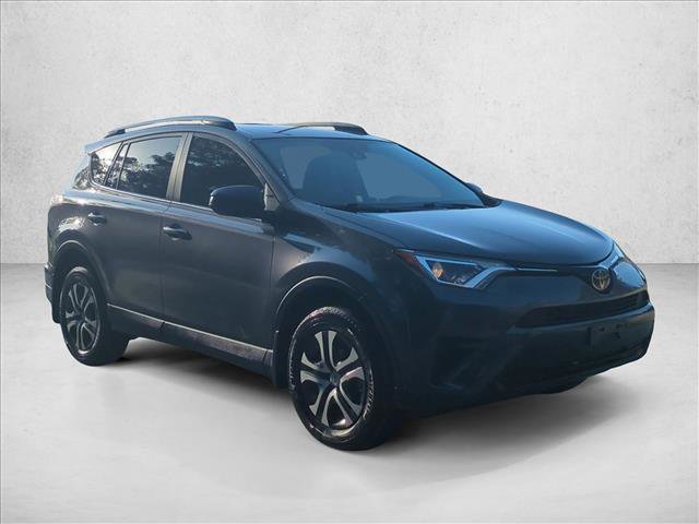 Used 2018 Toyota RAV4 LE w/ All Weather Liner Package video 3