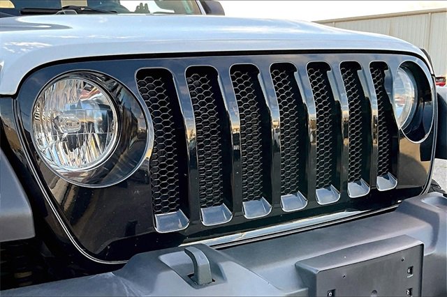 Used 2021 Jeep Wrangler Sport image 27
