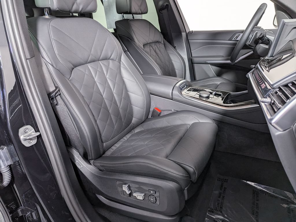 Used 2026 BMW X5 xDrive40i AWD/4WD image 27