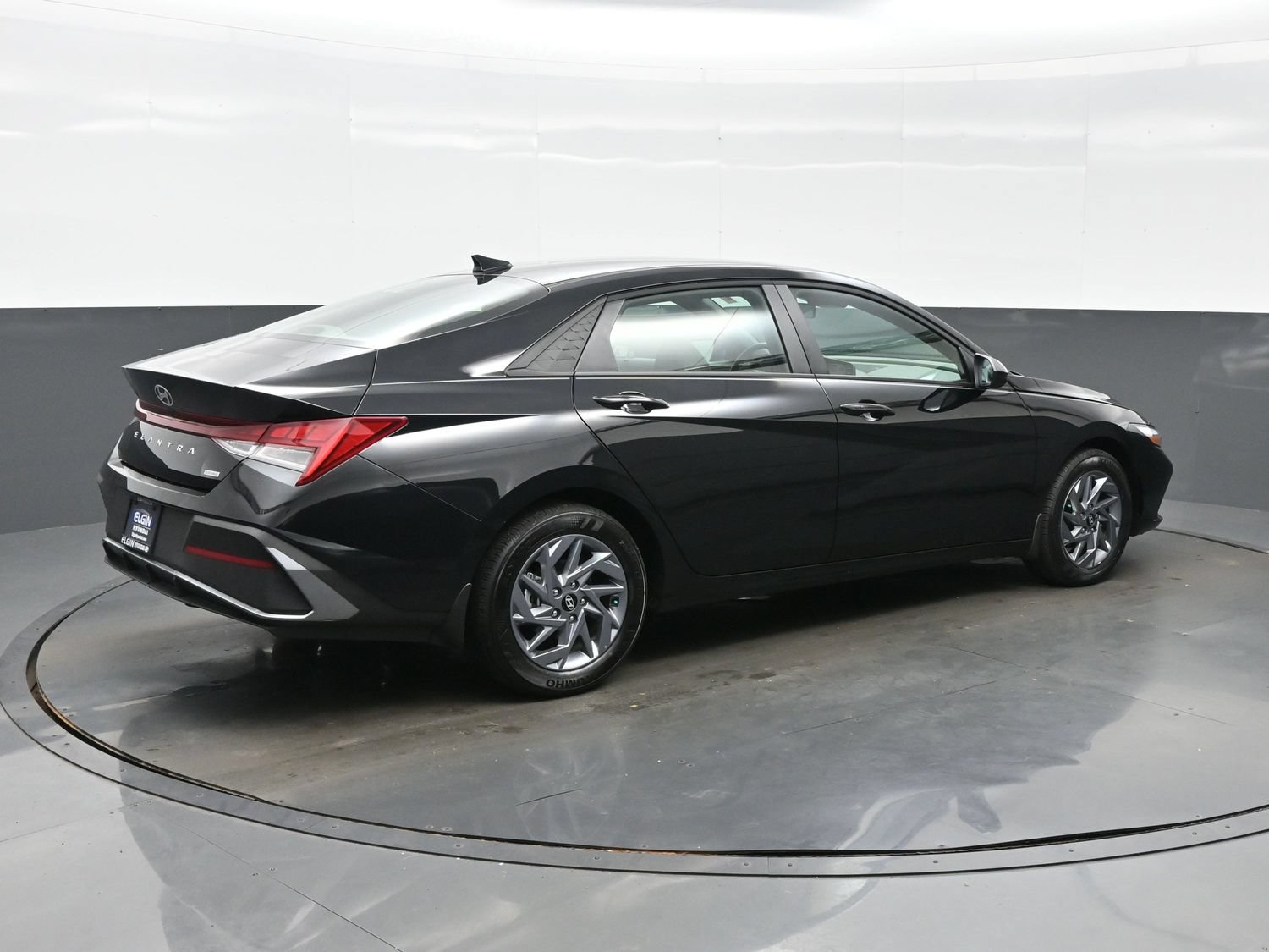 Certified 2026 Hyundai Elantra Hybrid FWD image 6