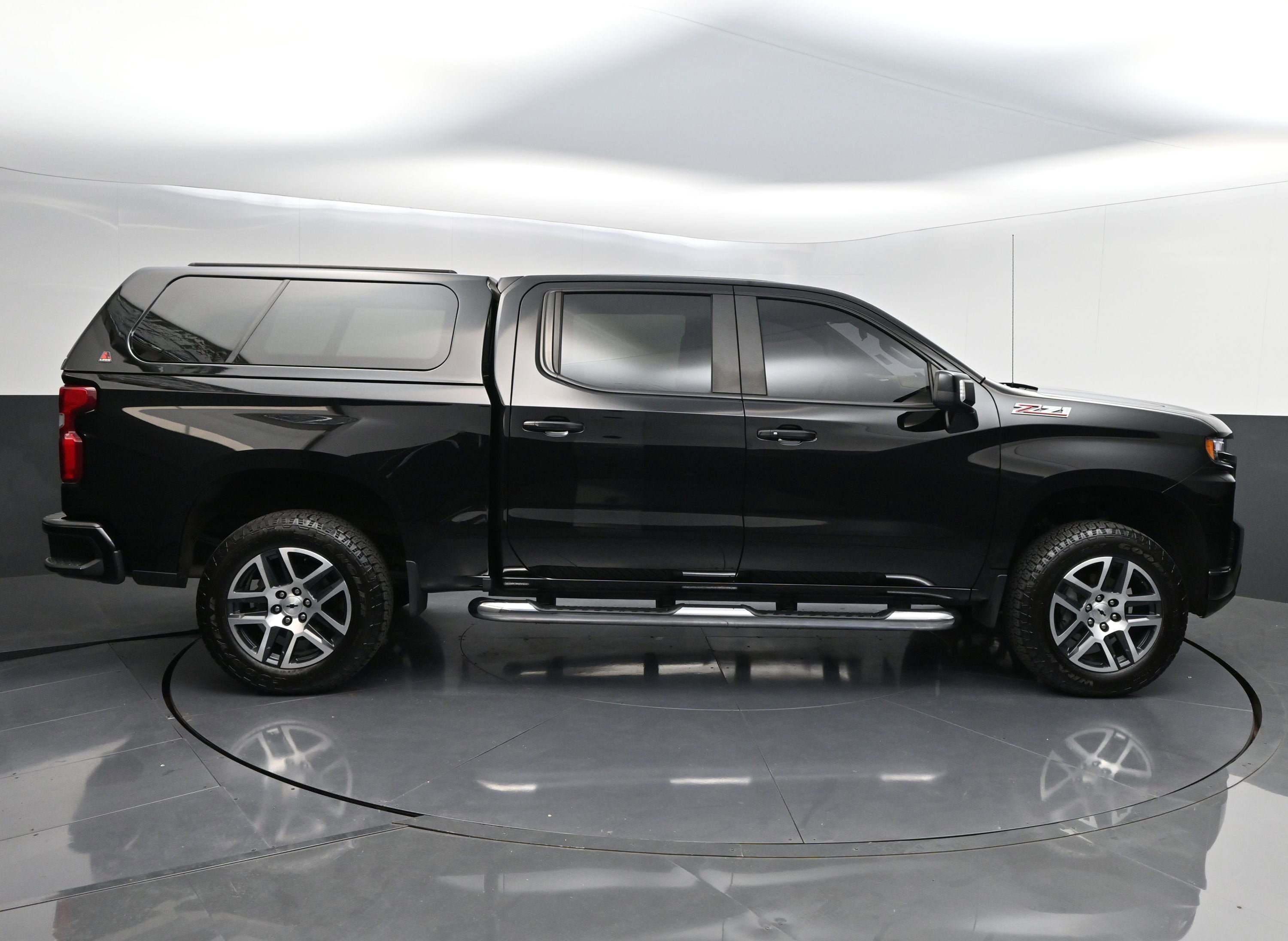 Used 2020 Chevrolet Silverado 1500 LT Trail Boss AWD/4WD image 8